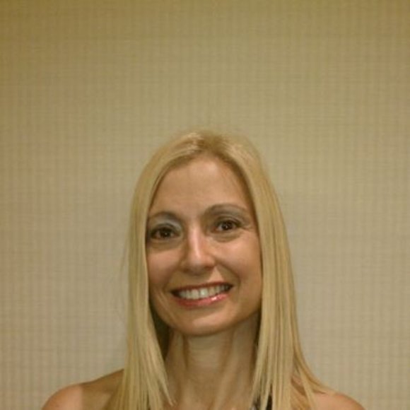 Meet your Posher, Margo - Picture 1 of 2